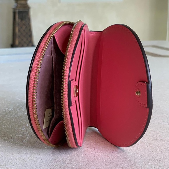 🔥FINAL SALE🔥Kate Spade Wallet - Picture 3 of 4